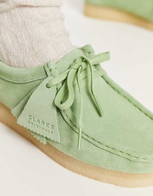 Neon cheap green clarks