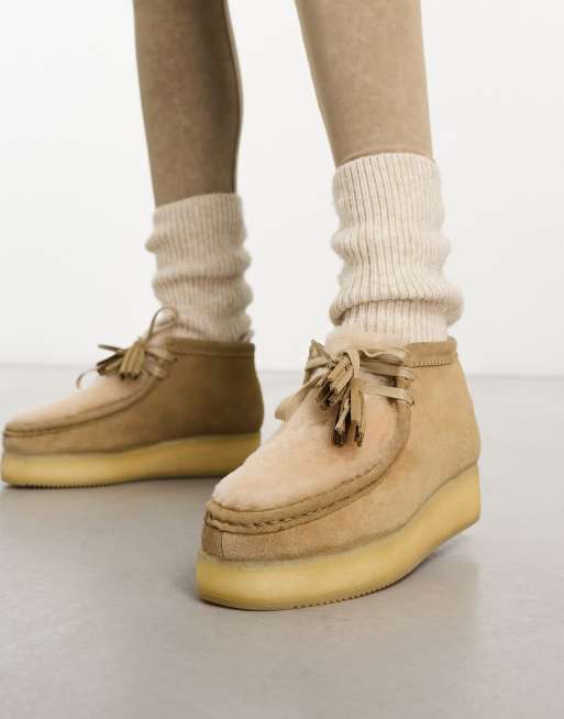 Clarks Originals Wallabee shoes in light tan ASOS