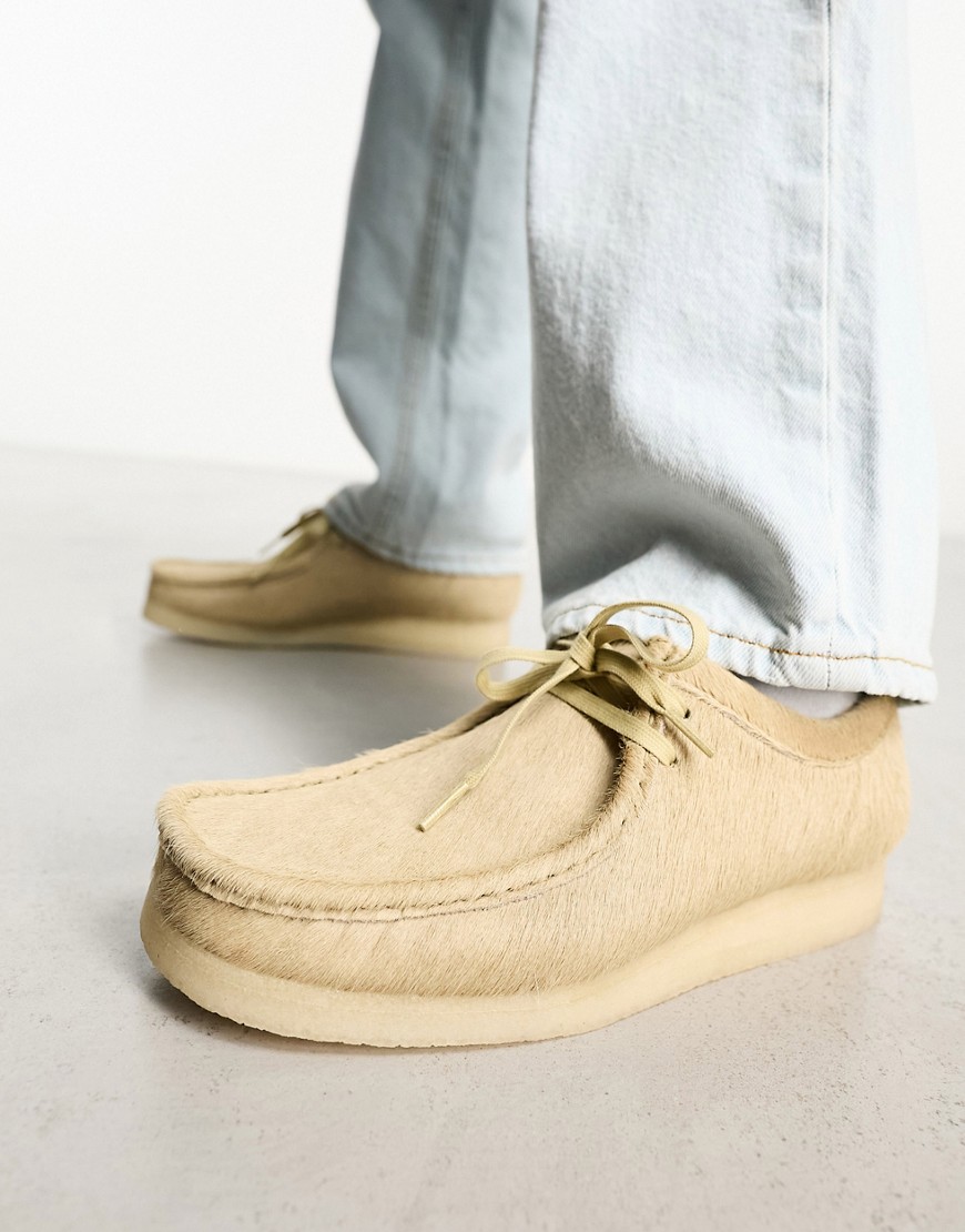 Clarks Originals Wallabee shoes in maple hair suede-Neutral