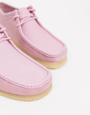 light pink wallabees