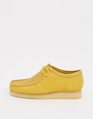 clarks yellow suede shoes
