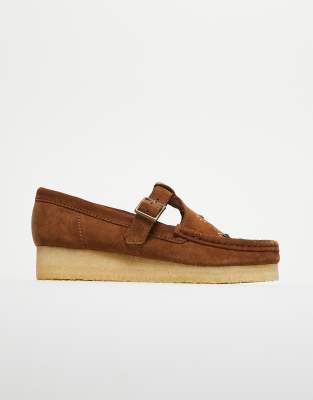 Clarks Originals - Wallabee - T-Steg-Schuh mit Verzierung aus braunem Wildleder-Brown