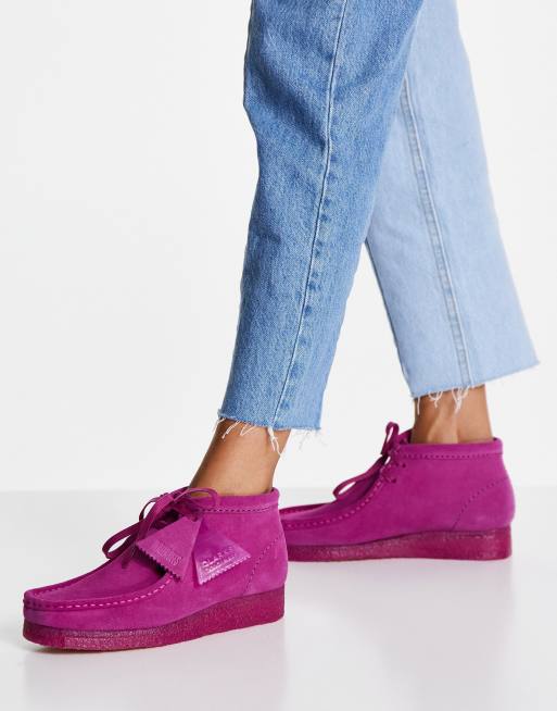 Clarks Originals Wallabee wedge ankle boot in berry suede