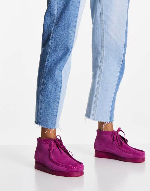 Clarks Originals Wallabee wedge ankle boot in berry suede