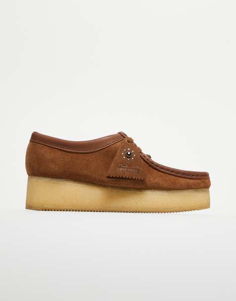 Clarks Originals Wallacraft Bee shoes in brown suede - view 1