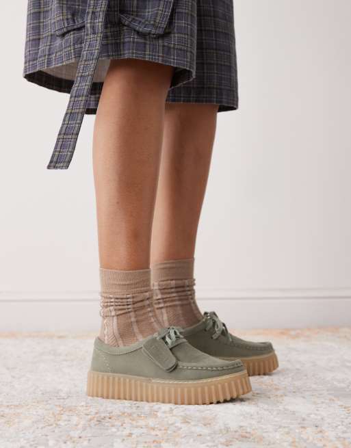 Clarks Torhill Bee shoe in washed green nubuck, 4 of 4