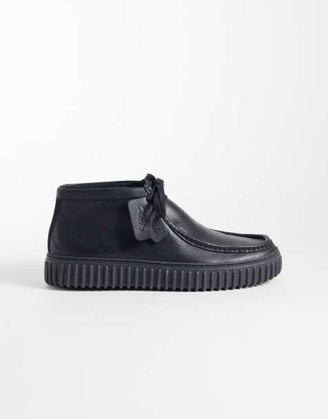 Clarks Torhill Hi shoes in black leather - view 1