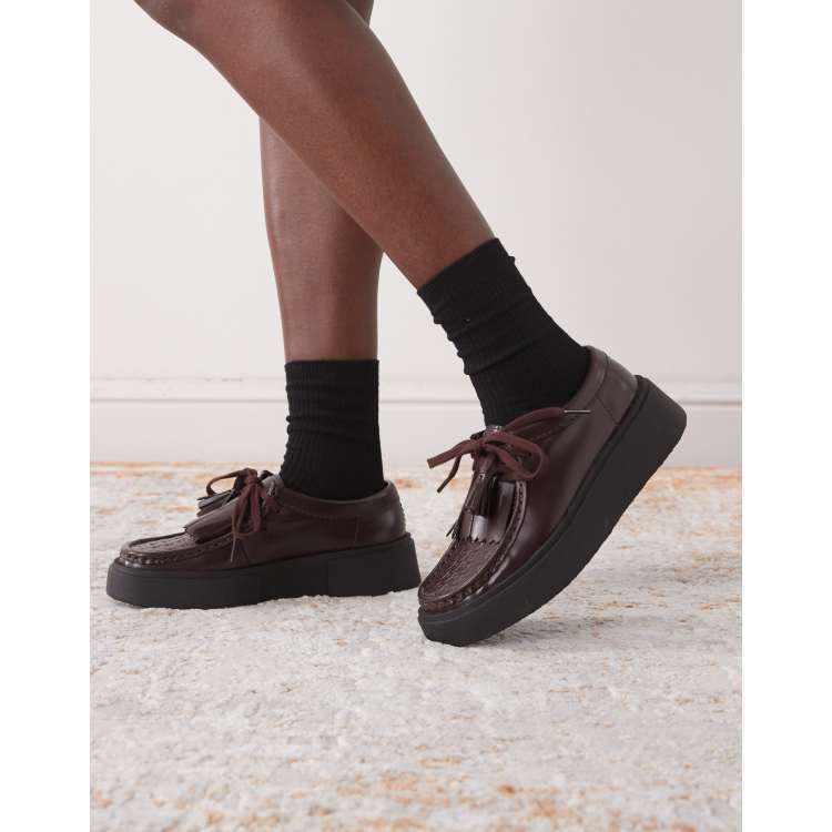 Clarks Torview herringbone leather tassel shoe in deep purple | ASOS