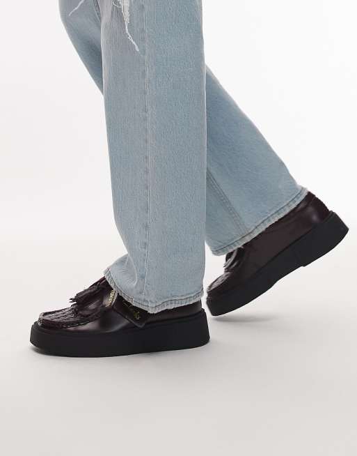 Clarks Torview leather tassle shoe in purple gate