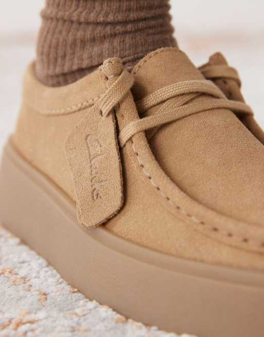 Clarks Torview shoes in dark sand suede | ASOS