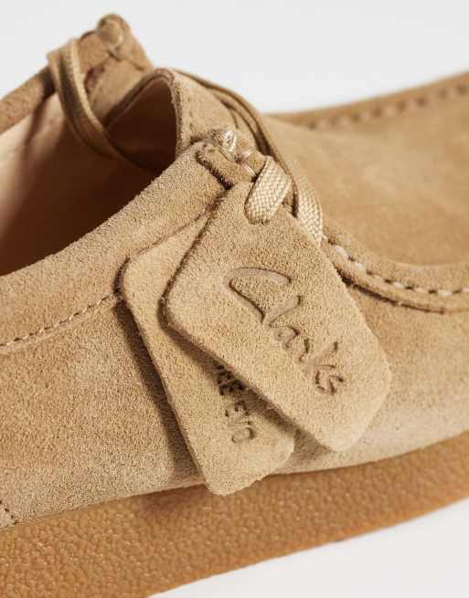 Clarks Wallabee EVO en ante arena oscura, 3 de 4