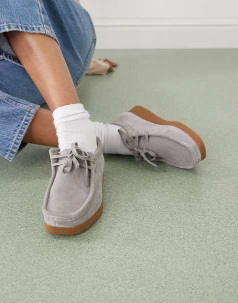 Clarks – Wallabee EVO – Grå skor i mocka - view 1