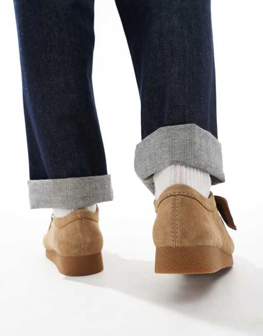 Clarks Wallabee EVO in dark sand | ASOS