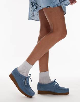  Wallabee evo shoe in blue suede 
