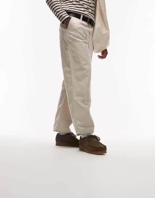 Clarks Wallabee Evo shoe in dark olive suede | ASOS display picture 2