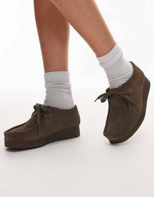  Wallabee Evo shoes in olive green suede 