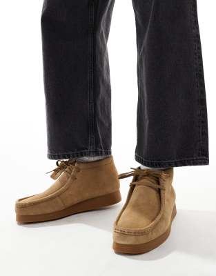 Clarks Originals Clarks Wallabes EVO BT in dark sand-Neutral