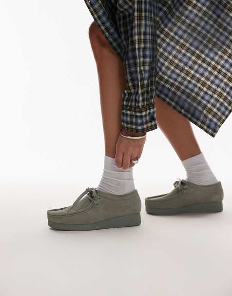 Clarks x ASOS Exclusive – WallabeeEvo – Jasnozielone buty zamszowe - view 1