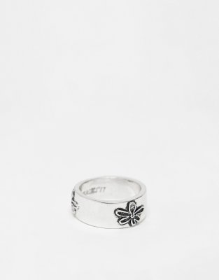 Classics 77 - Anello a fascia color argento con fiore