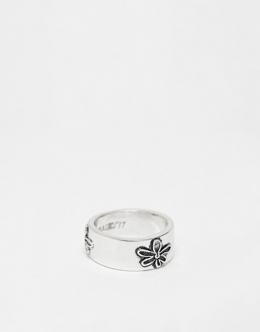 flower band ring in silver