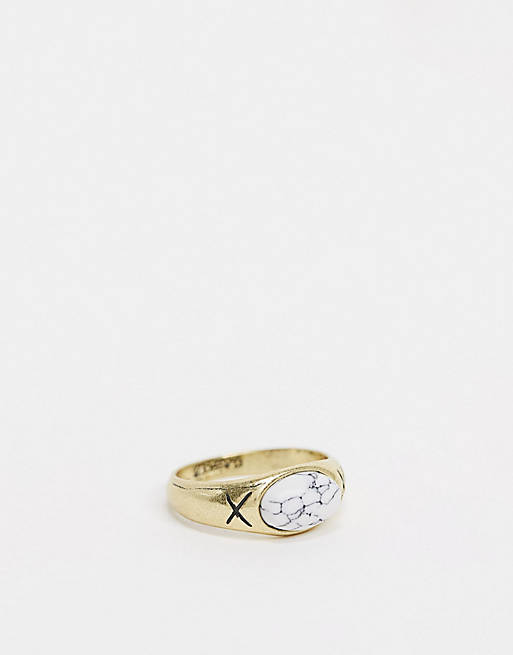 Classics 77 oval stone ring in gold