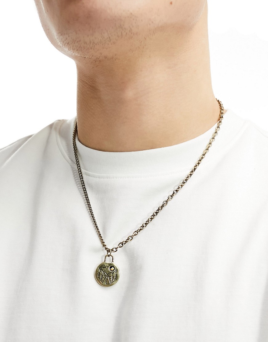 roam graphic pendant chain necklace in gold
