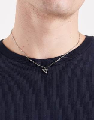 Classics 77 Shark Tooth Pendant Necklace In Silver