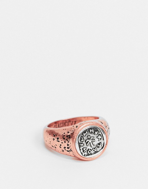 Classics 77 signet ring in rose gold with burnished silver engraved design