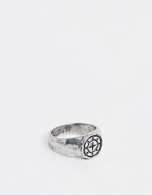 Classics 77 signet ring with sun dial engraving in silver