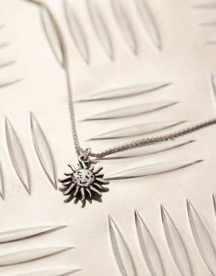 Classics 77 Sun Pendant Chain Necklace