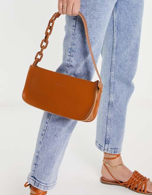Claudia Canova - Borsa da spalla color cuoio stile anni '90 con manico a catena, 3 di 4