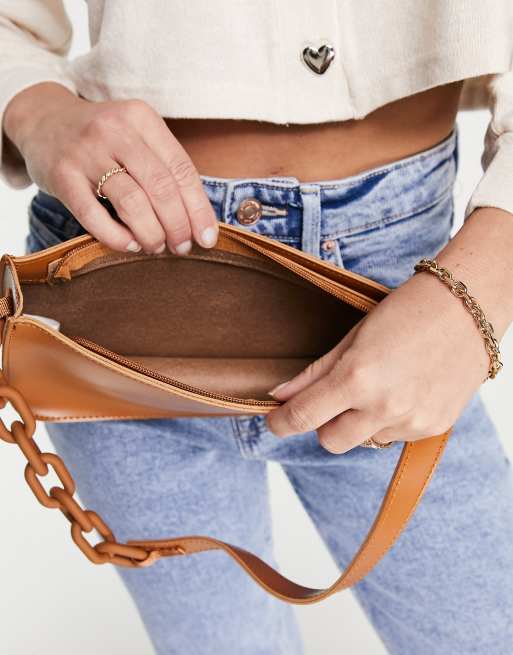 Claudia Canova chain strap 90s shoulder bag in tan, 4 of 4