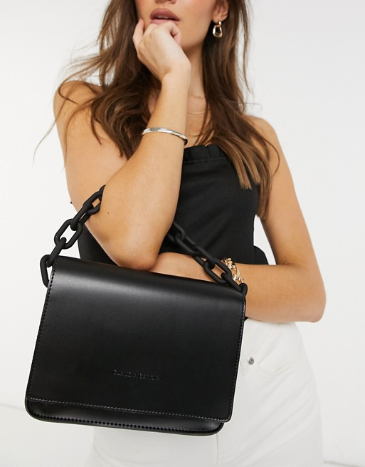 Claudia Canova cross body grab bag with chunky chain in black | ASOS