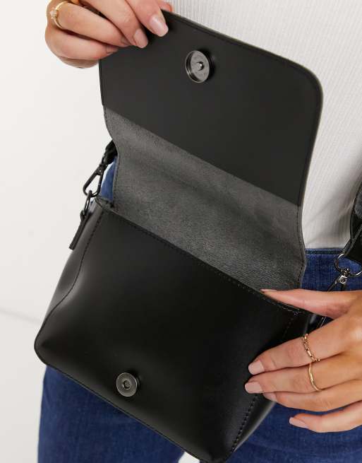 Claudia Canova - Crossbody-taske med vævet strop i sort, 2 af 4