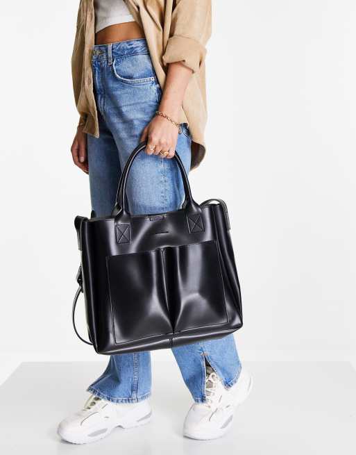 Claudia Canova – Czarna torba typu tote z dwiema kieszeniami