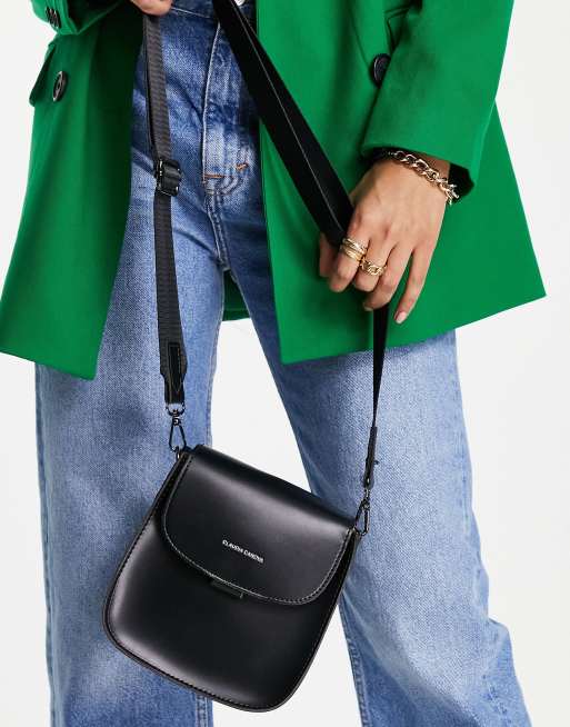 Claudia Canova – Czarna torebka crossbody z zaokrąglonymi brzegami