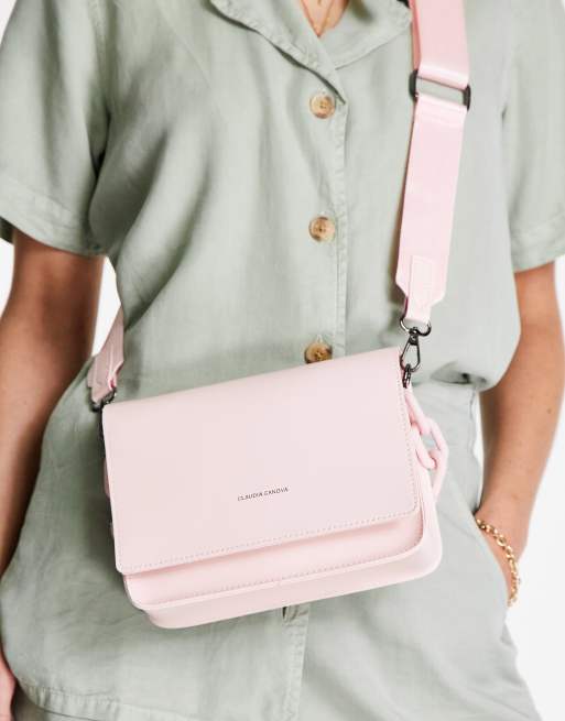 Claudia Canova – Różowa torebka crossbody z grubym łańcuszkiem