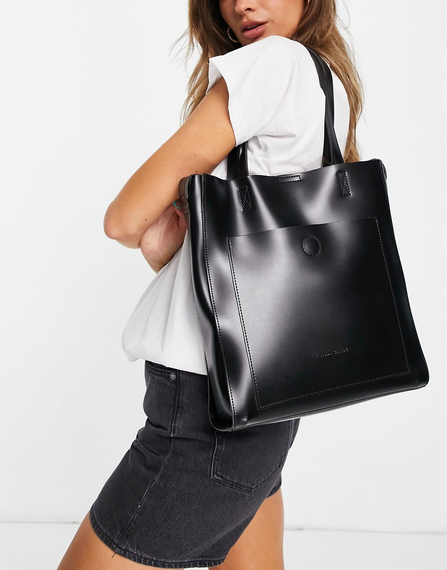 Claudia Canova Shoulder Tote Bag In Black | ModeSens