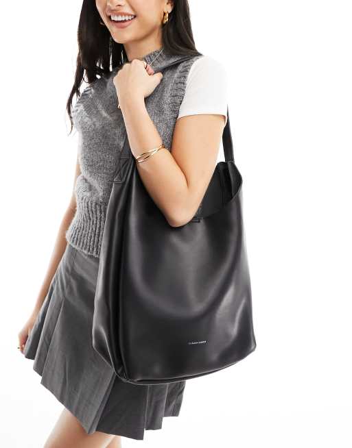 Claudia Canova slouch shoulder bag in black | ASOS