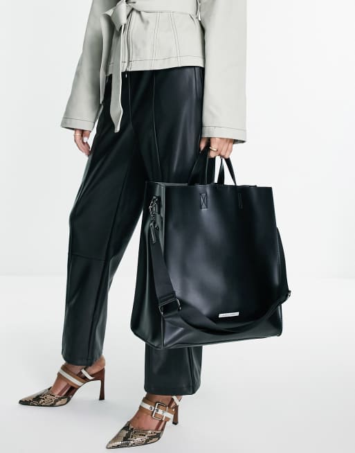 Claudia Canova top handle tote bag with insert pouch in black | ASOS