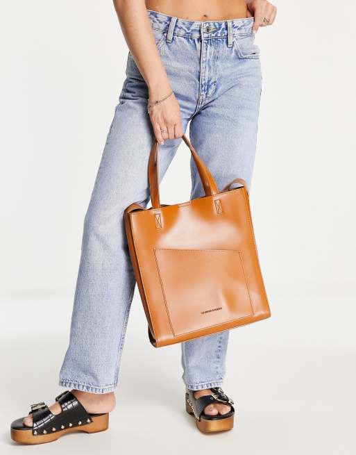 Claudia Canova - Tote tas met diagonale flap in lichtbruin, 2 van 4