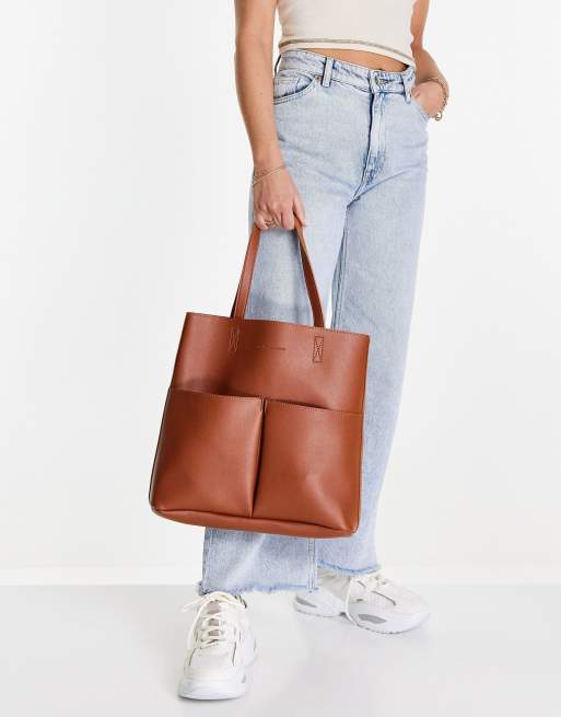 Claudia Canova – Ungefütterte Tragetasche mit zwei Taschen und herausnehmbarem Beutel in Hellbraun, 4 von 4
