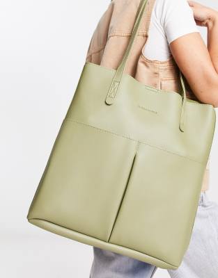 Claudia Canova unlined two pocket tote bag in khaki-Green