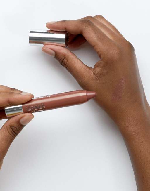 Clinique – Chubby Stick – Feuchtigkeitsspendender, getönter Lippenbalsam, Whole Lotta Honey, 4 von 4