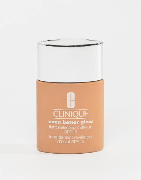 Clinique - Even Better - Glanzende licht-reflecterende make-up SPF 15 30ml - view 1
