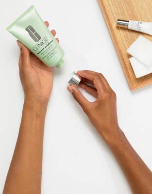 redness solutions soothing cleanser