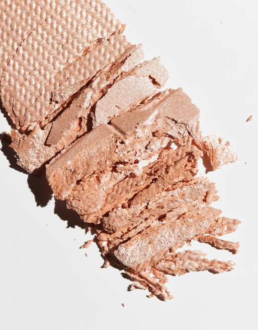 Clinique – True Highlight – Lekki rozświetlacz – Moonlit Pearl, 4 z 4