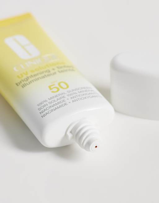 Clinique UV Solutions crema solare illuminante colorata SPF 50 40 ml, 3 di 4