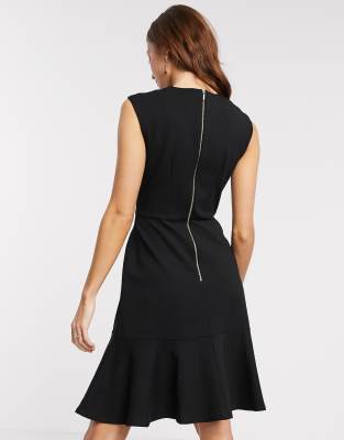 Closet fitted midi dress with pephem in 