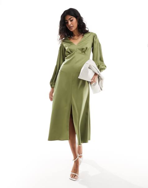 High Neck lace long Sleeve Midi Dress in Green